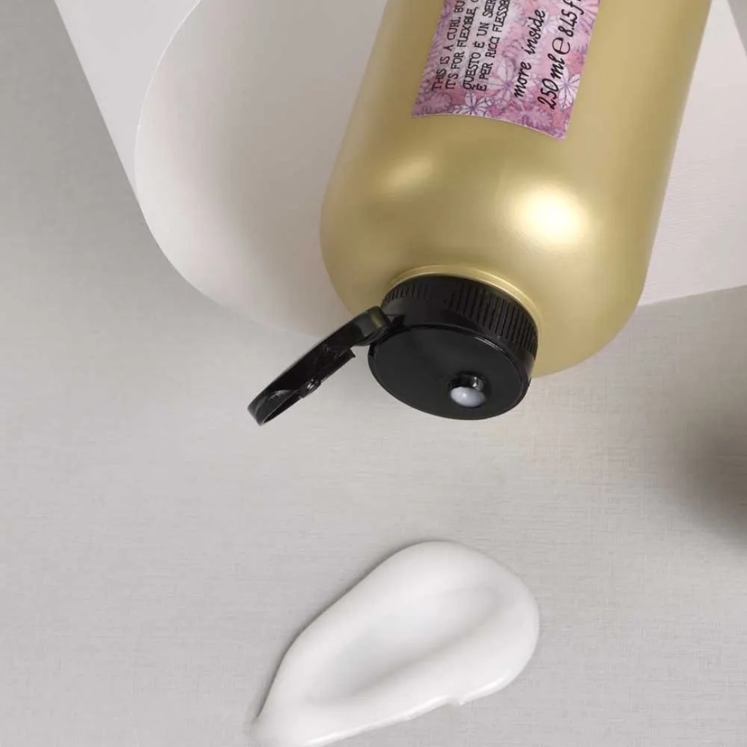 Serum_suero_rizos__curl_davines_anti humedad_ondulado_rizos_anti_frizz_johnanvasstudio_3